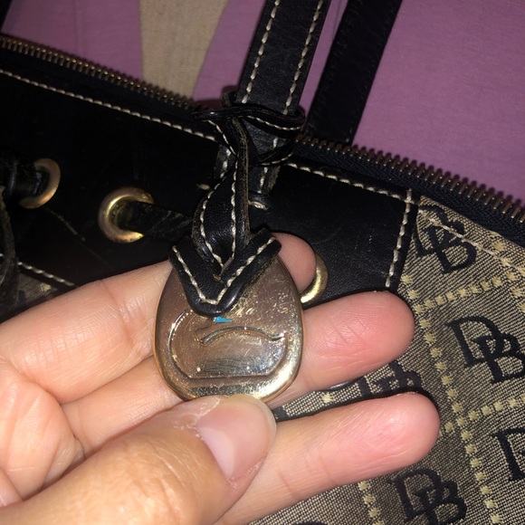 Dooney & bourke tote - Picture 4 of 16